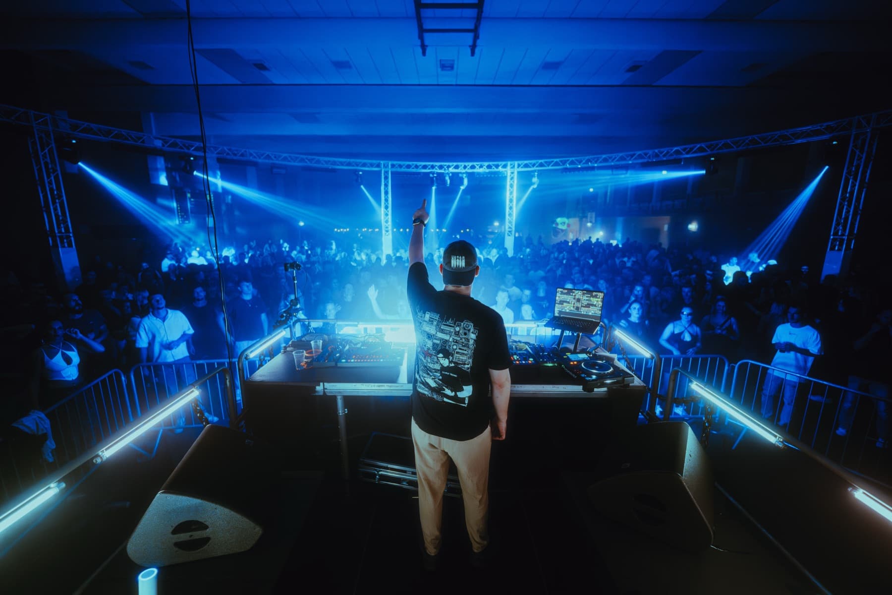 tiefundton live — ANL