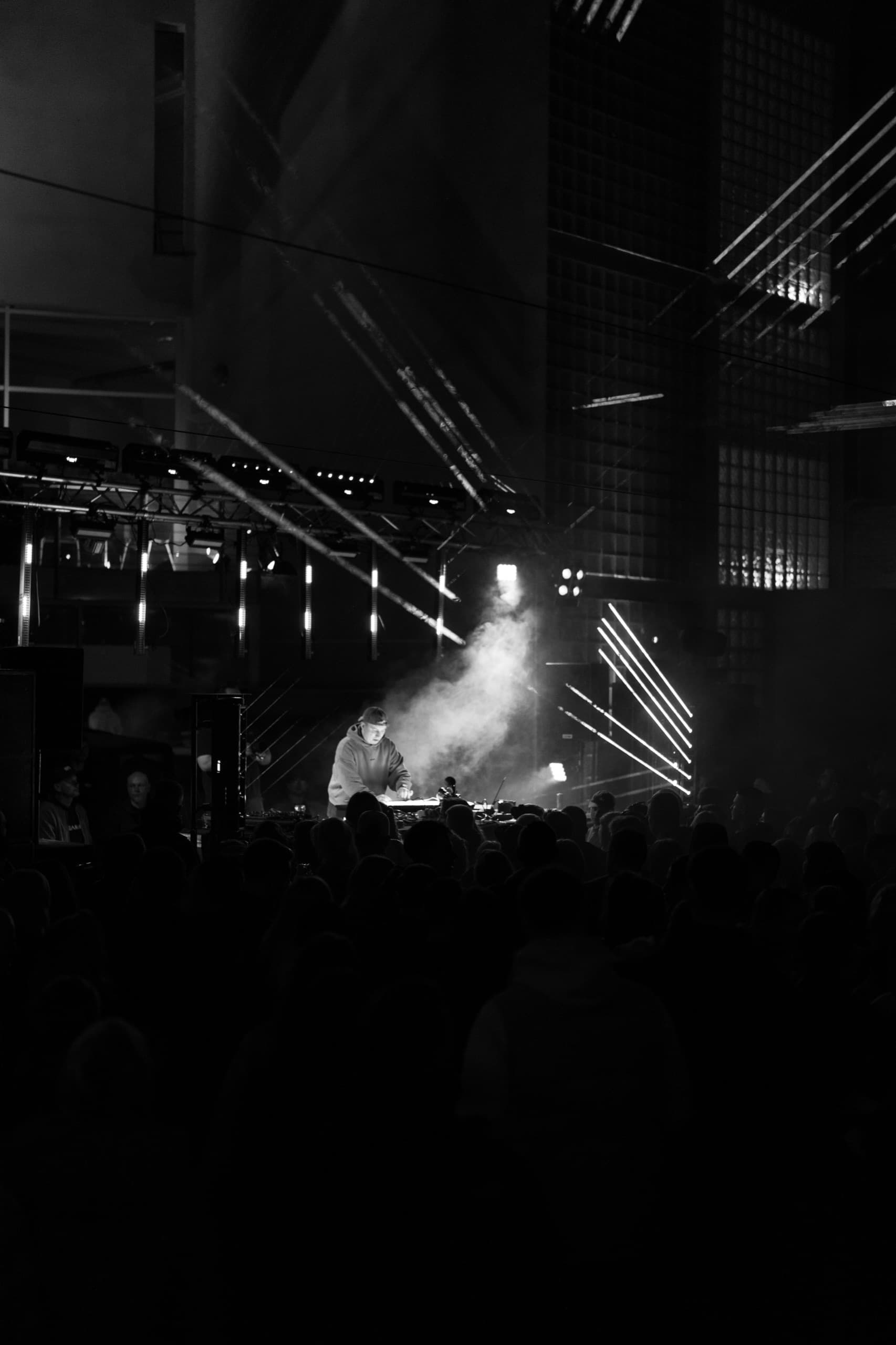 tiefundton live